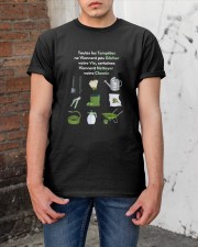 Nettoyer Votre Chemin Classic T-Shirt apparel-classic-tshirt-lifestyle-31