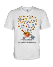 Danser Sous La pluie V-Neck T-Shirt tile