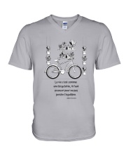 La Vie Comme Une Bicyclette V-Neck T-Shirt tile