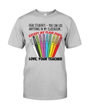LOVE YOUR TEACHER Classic T-Shirt front