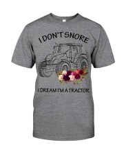 Farmer I'm don't snore Classic T-Shirt front