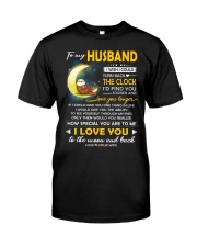 Otter Husband Clock Ability Moon Classic T-Shirt thumbnail