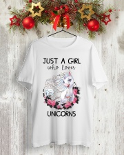 Just A Girl Who Love Unicorns Classic T-Shirt lifestyle-holiday-crewneck-front-2
