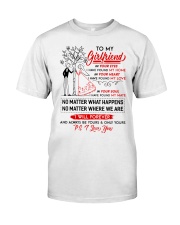 Family Girlfriend In Your Eyes I Have Found My Hom Classic T-Shirt thumbnail