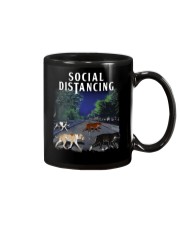 Social Distancing Pitbull Social Distancing Mug thumbnail