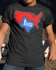 Texas State I'm With Stupid Shirt Pride Texas Tee Gifts For Friend Classic T-Shirt apparel-classic-tshirt-lifestyle-28