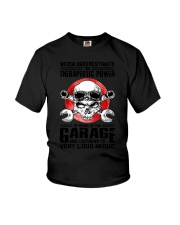 Never Underestimate The Therapeutic Power Being In The Garage Shirt Machinist Gift Ideas Youth T-Shirt tile