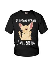 If you touch my phne i will bite you Youth T-Shirt thumbnail
