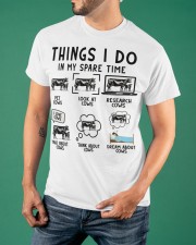 Things I Do In My Spare Time I Love Cows Shirt Themed Gifts For Cow Lovers For Her Classic T-Shirt apparel-classic-tshirt-lifestyle-front-88