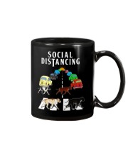 Social Distancing Pitbull Mug thumbnail