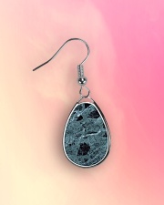 TextureTeardrop Earrings Metallic Heart Necklace Teardrop Earrings aos-earring-teardrop-front-lifestyle-4