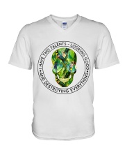 Parrot talents V-Neck T-Shirt tile