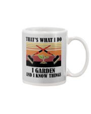 That's What I Do - I Garden And I Know Things Mug tile