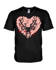 Love heart moose V-Neck T-Shirt tile