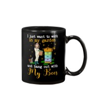 I Just Want To Work In My Garden And My Bees Mug tile