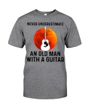 Never Underestimate An Old Man With A Guitar Classic T-Shirt front