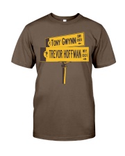 19 and 51 Street Sign Classic T-Shirt thumbnail