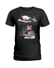 Santa Claus Is Coming To Town Ladies T-Shirt tile