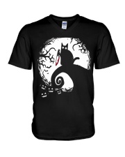 Black cat Halloween V-Neck T-Shirt tile