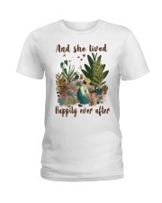 And she lived happily ever after Ladies T-Shirt tile