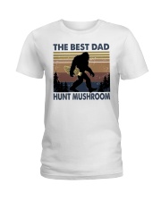 The best dad hunt Ladies T-Shirt tile