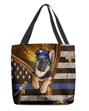 Supporting the paw All-over Tote front
