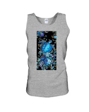 Ttl Ghi Bo Trang Den Unisex Tank tile