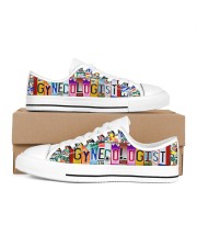 shoe plate gynecologist Men's Low Top White Shoes inside-right-outside-right