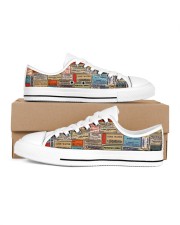 pharmacy-vintage-label Women's Low Top White Shoes tile