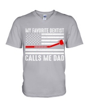 call dad dentist V-Neck T-Shirt tile
