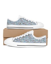 dentist pattern shoe Women's Low Top White Shoes tile