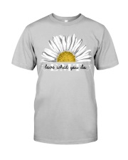 paramedic daisy Classic T-Shirt front