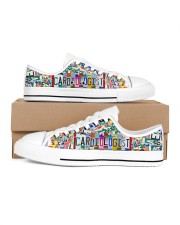 shoe plate cardiologist Men's Low Top White Shoes inside-left-outside-left