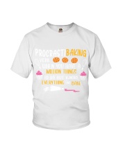 baking procrastibaking-verb Youth T-Shirt tile