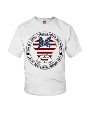 She's a good teacher loves her mama Independence d Youth T-Shirt tile