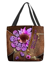 Never give up All-over Tote front