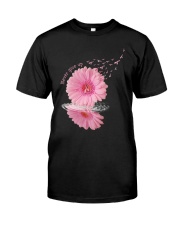 Never give up Classic T-Shirt front