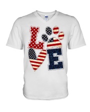 Love Independence Day V-Neck T-Shirt tile