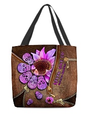 Never give up All-over Tote front