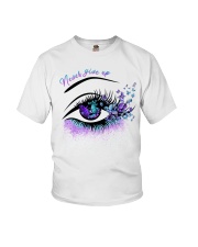 Never give up Youth T-Shirt tile