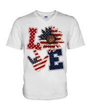 Love Independence Day V-Neck T-Shirt tile