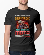 Motociclismo Classic T-Shirt lifestyle-mens-crewneck-front-13