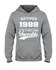 Septiembre 1988 Hooded Sweatshirt thumbnail