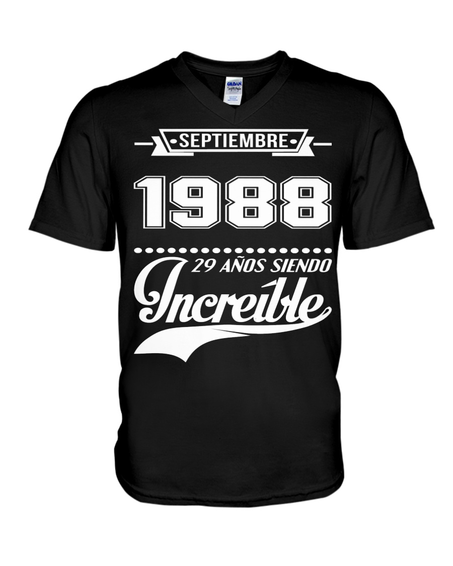 Septiembre 1988 V-Neck T-Shirt