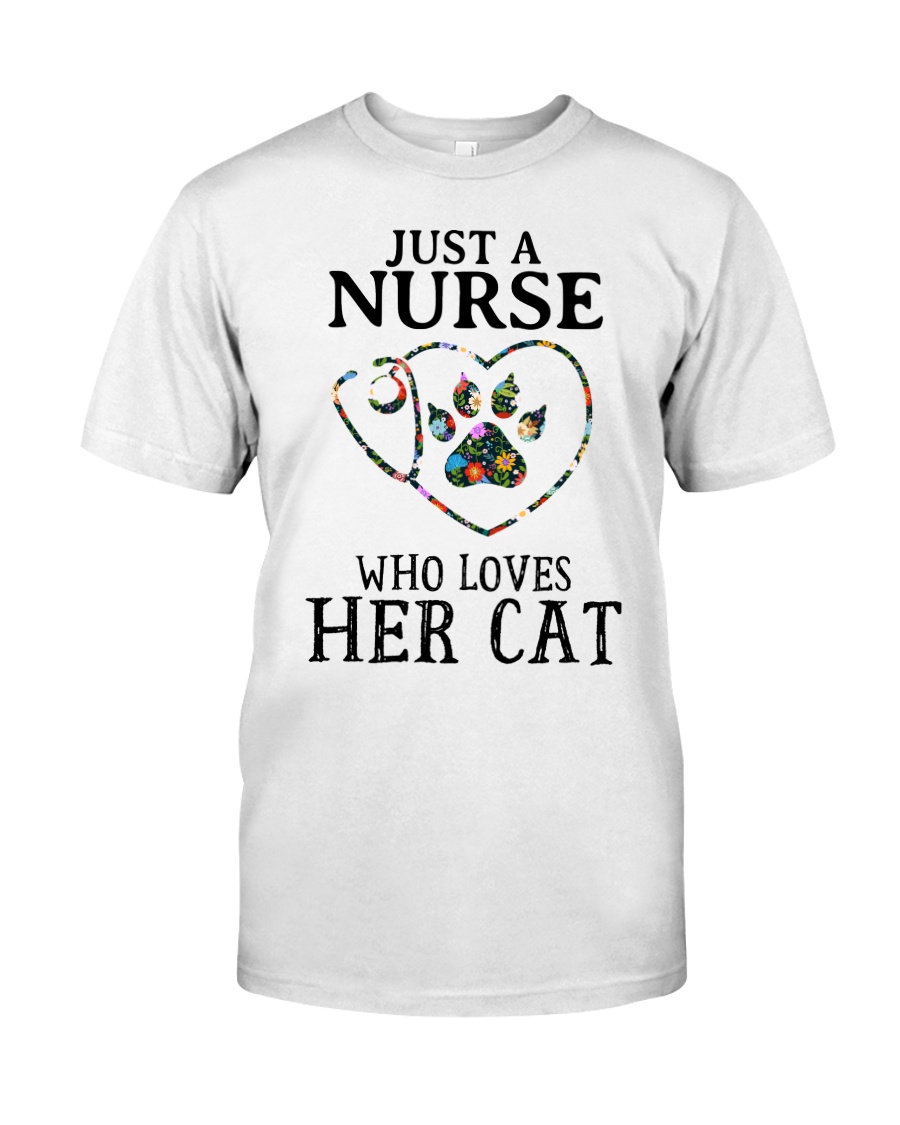 Nurse - Loves her cat Classic T-Shirt
