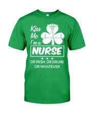 Kiss me - I'm a Nurse Classic T-Shirt front