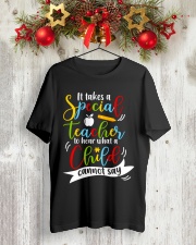 Special teacher hear a child can't say Classic T-Shirt lifestyle-holiday-crewneck-front-2