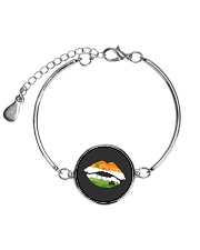 Funny St Patrick's Day Irish Flag Shamrock Lips Metallic Circle Bracelet thumbnail