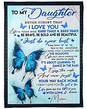 TO MY DAUGHTER - NEVER FORGET THAT I LOVE YOU Fleece Blanket tile