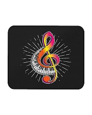 Piano Player Treble Clef R2k6 Mousepad tile